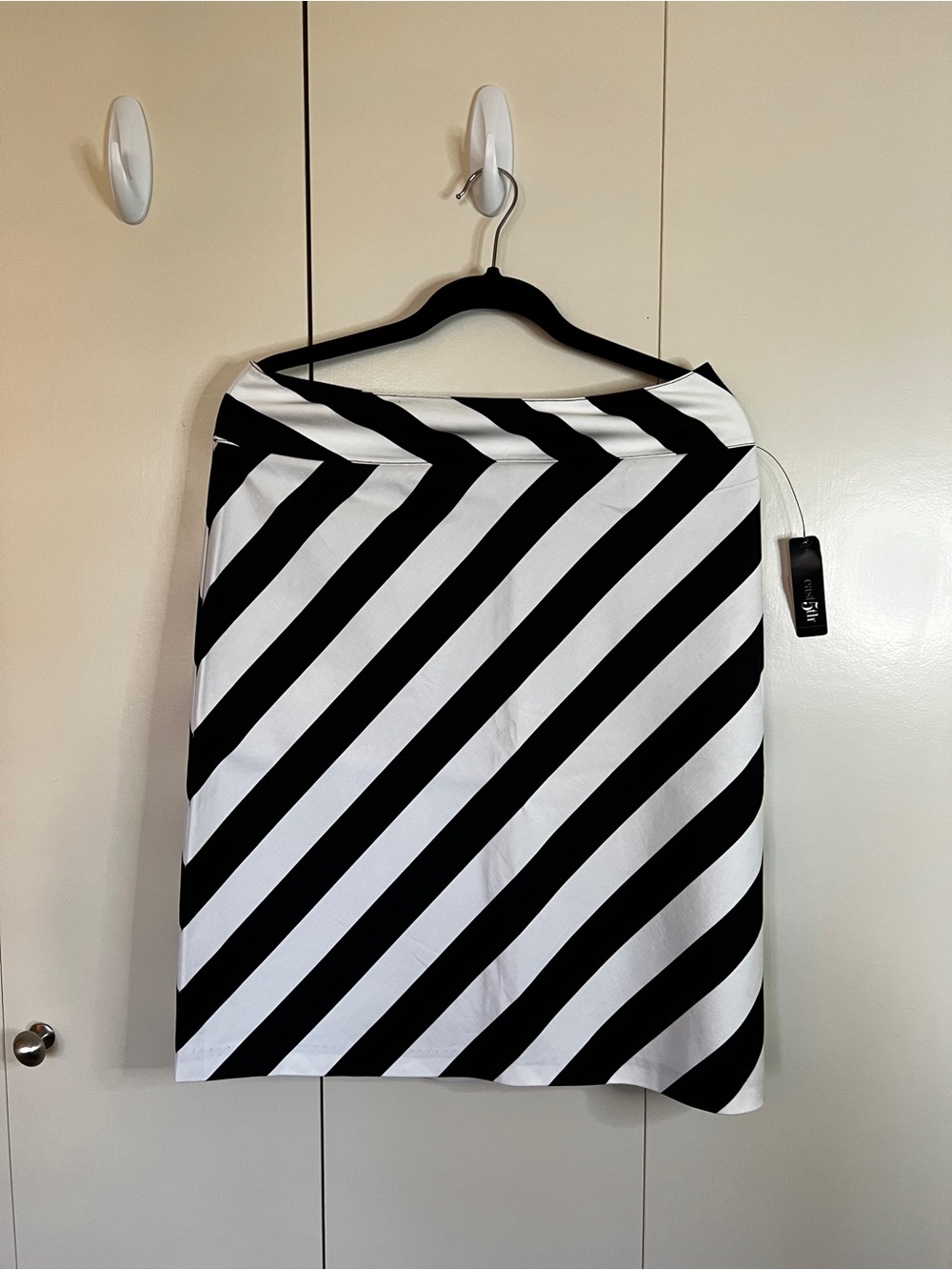 East 5th Black and White Diagonal Stripe Midi Skirt